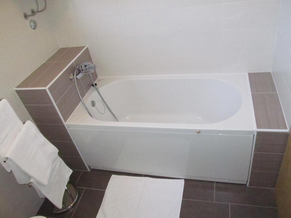 Apartments Marzic Pag Town Zewnętrze zdjęcie