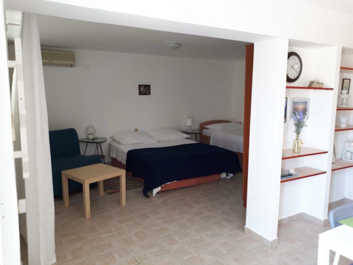 Apartments Marzic Pag Town Zewnętrze zdjęcie